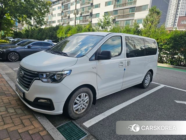 Hyundai The New Grand Starex 2019 Белый из Кореи