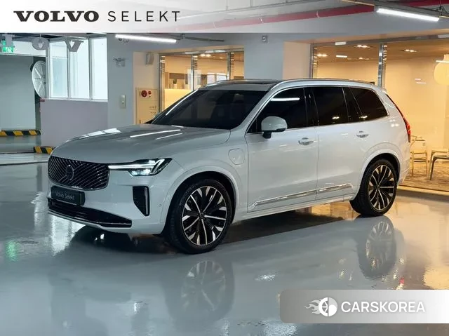 Volvo XC90 second Generation 2025 Белый из Кореи