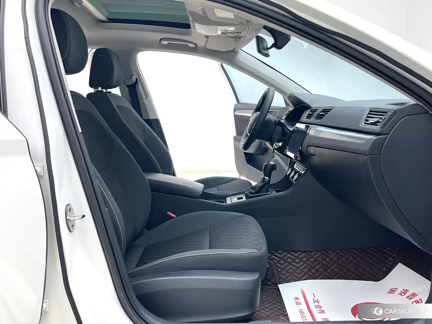 Skoda Superb 2022 Белый из Китая