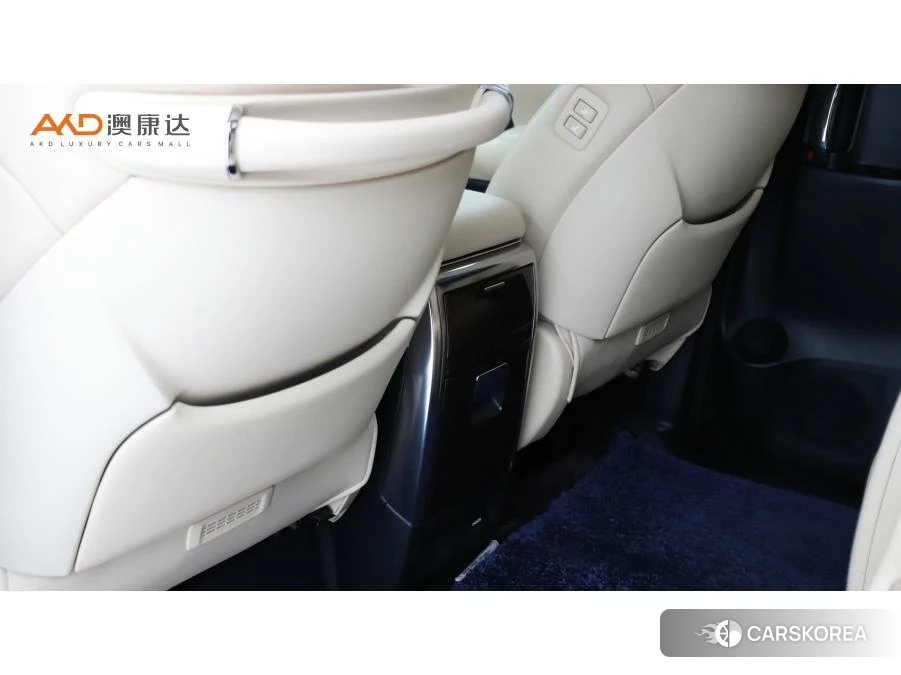 Toyota Alphard 2021 Черный из Китая