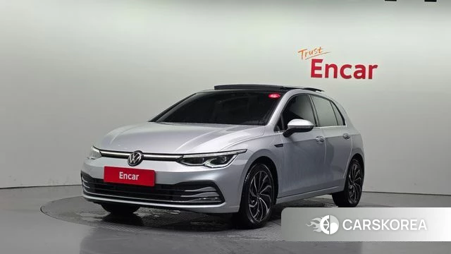 Volkswagen Golf 8th Generation 2024 Серебряный из Кореи