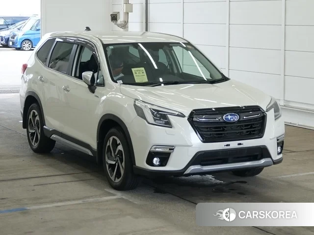 Subaru Forester 2023 из Японии