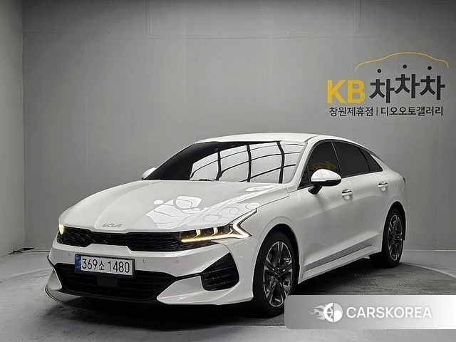 Kia K5 3rd generation 2022 Белый из Кореи