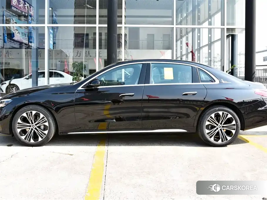 Mercedes-Benz E-Class 2026 Черный из Китая