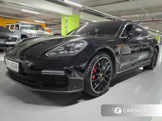 Porsche Panamera (971) 2018 Черный из Кореи