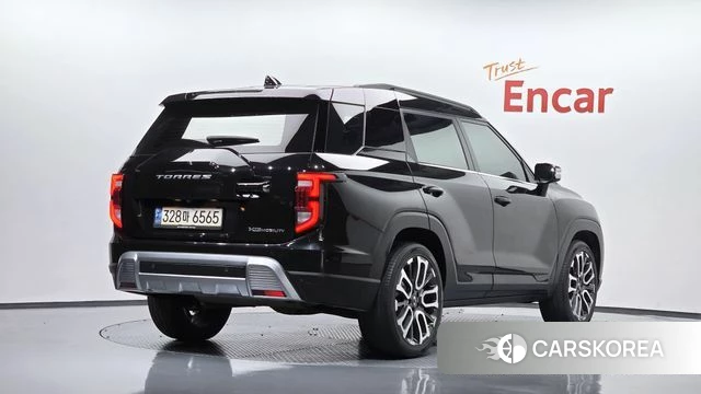 Ssangyong Torres 2023 Белый из Кореи