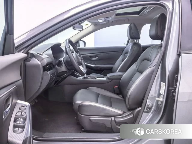 Nissan Sylphy 2024 Темно-серый из Китая
