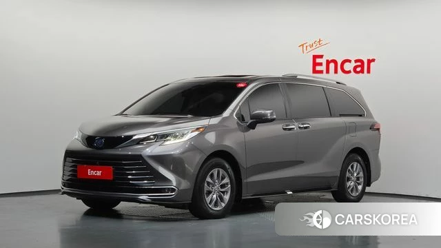 Toyota Sienna 4th Generation 2024 Серый из Кореи