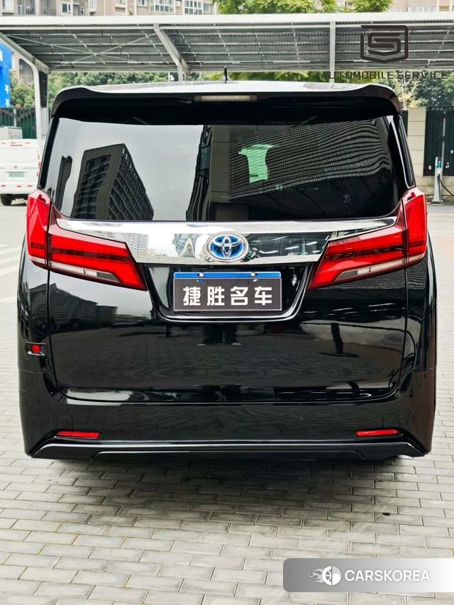 Toyota Alphard 2021 Черный из Китая