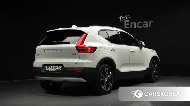 Volvo XC40 2022 Белый из Кореи
