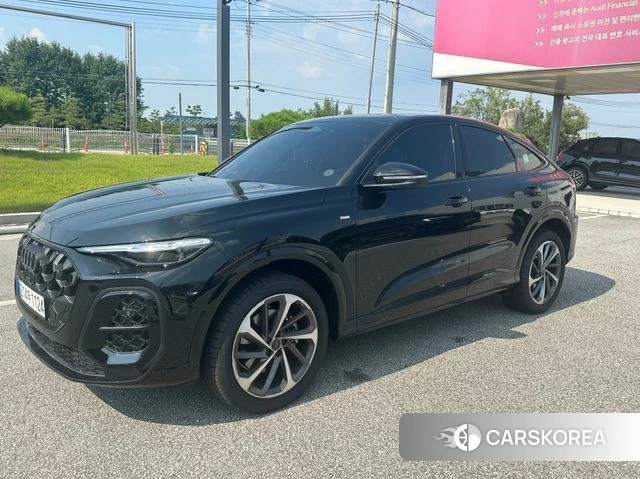 Audi Q5 (80A) 2025 Черный из Кореи