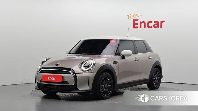 Mini Cooper 2024 Песочный из Кореи