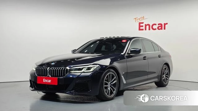 BMW 5 Series (G30) 2022 Черный из Кореи