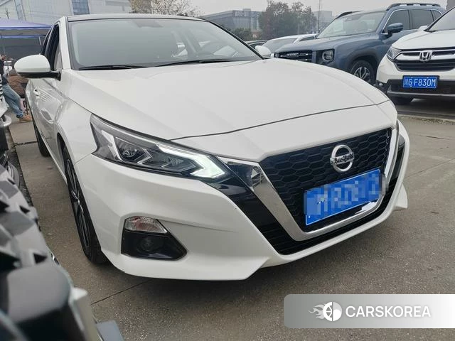 Nissan Altima 2021 Белый из Китая