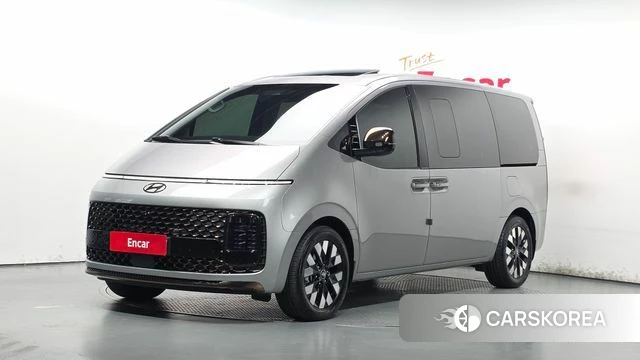 Hyundai Staria 2024 Серебристо-серый из Кореи