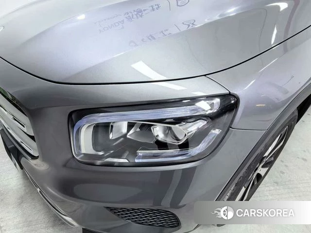 Mercedes-Benz GLB 2022 Серебристо-серый из Китая