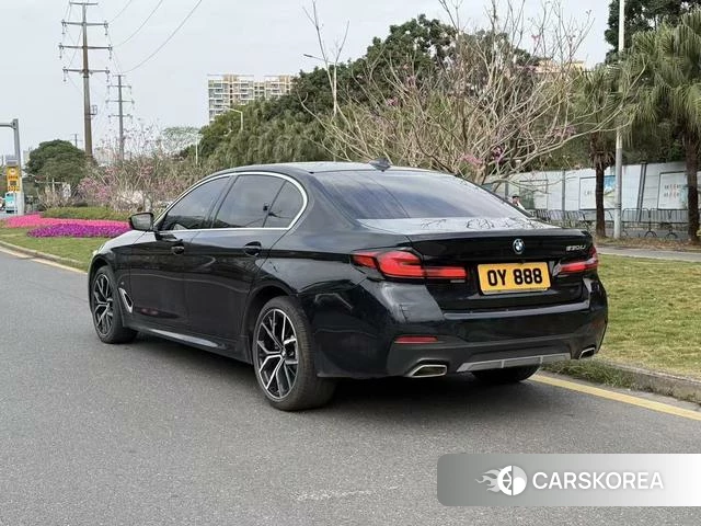 BMW 5 series 2022 Черный из Китая