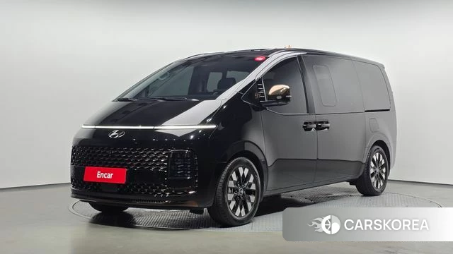 Hyundai Staria 2025 Черный из Кореи