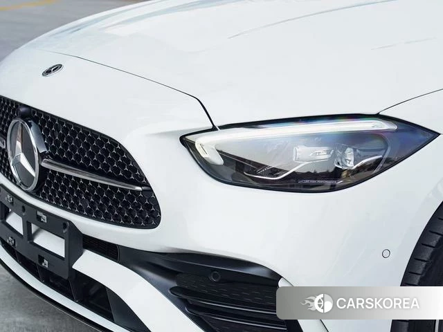 Mercedes-Benz C-class 2024 Белый из Китая