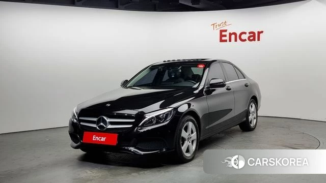 Mercedes-Benz C-Class W205 2018 Черный из Кореи