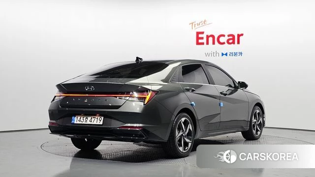 Hyundai Avante Hybrid (CN7) 2022 Серый из Кореи