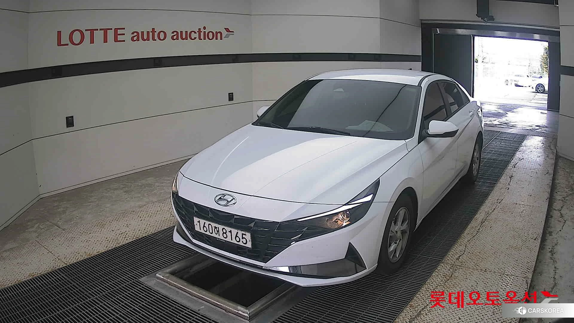 Hyundai Avante 2021 Polar White из Кореи