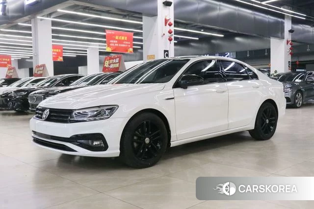 Volkswagen Lamando 2021 Белый из Китая