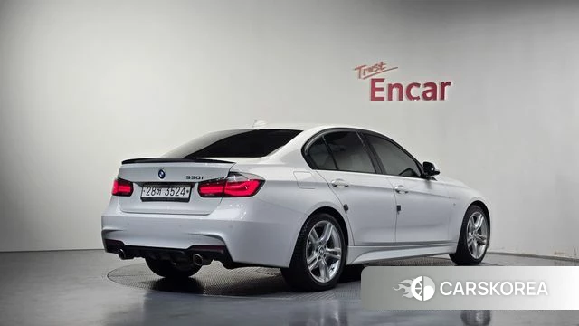 BMW 3 Series (F30) 2018 Белый из Кореи