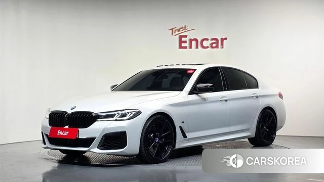 BMW 5 Series (G30) 2023 Белый из Кореи