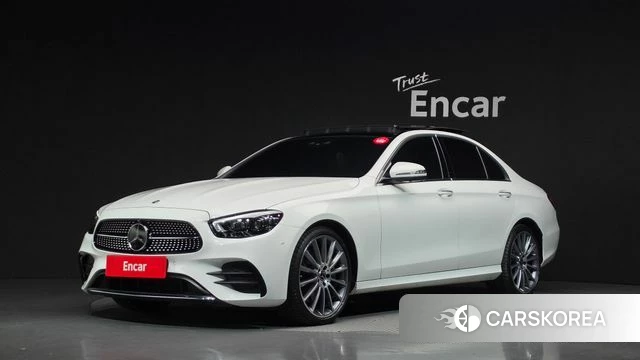 Mercedes-Benz E-Class W213 2022 Белый из Кореи