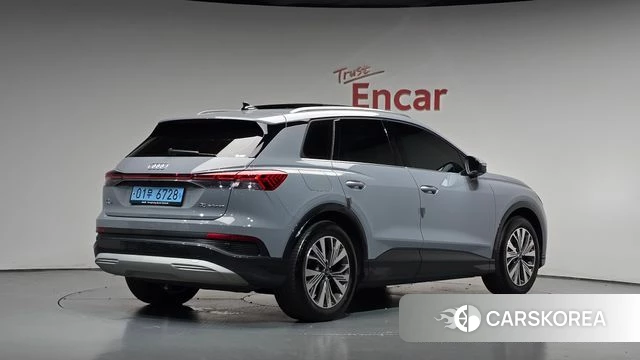Audi Q4 e-Tron (F4) 2025 Серый из Кореи