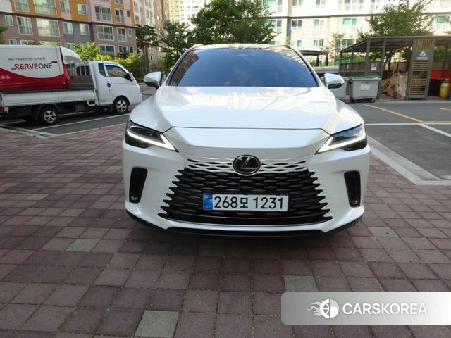 Lexus RX350h 5th generation 2025 Белый из Кореи