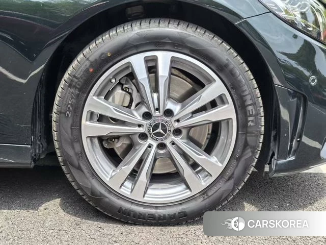 Mercedes-Benz C-class 2020 Зеленый из Китая