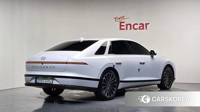 Hyundai Grandeur Hybrid (GN7) 2024 Белый из Кореи, фото 2