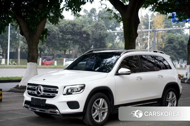 Mercedes-Benz GLB 2021 Белый из Китая