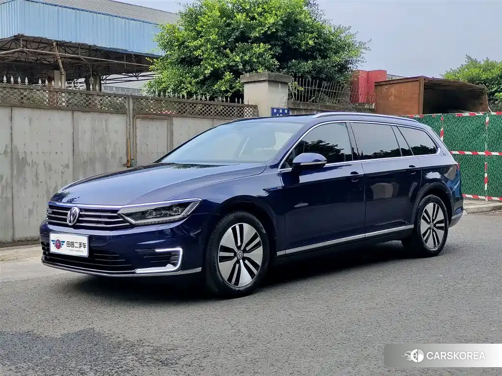 Volkswagen Wei Lan 2019 Синий из Китая