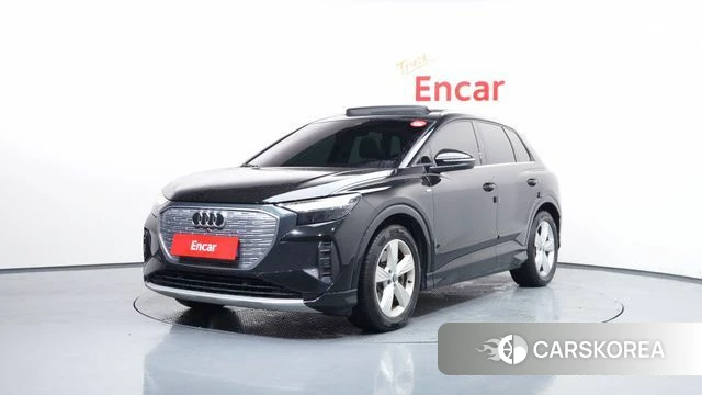 Audi Q4 e-Tron (F4) 2022 Черный из Кореи