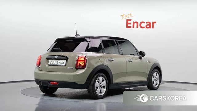 Mini Cooper 2019 Серебристо-серый из Кореи