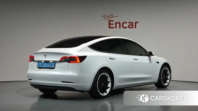 Tesla Model 3 2020 Белый из Кореи