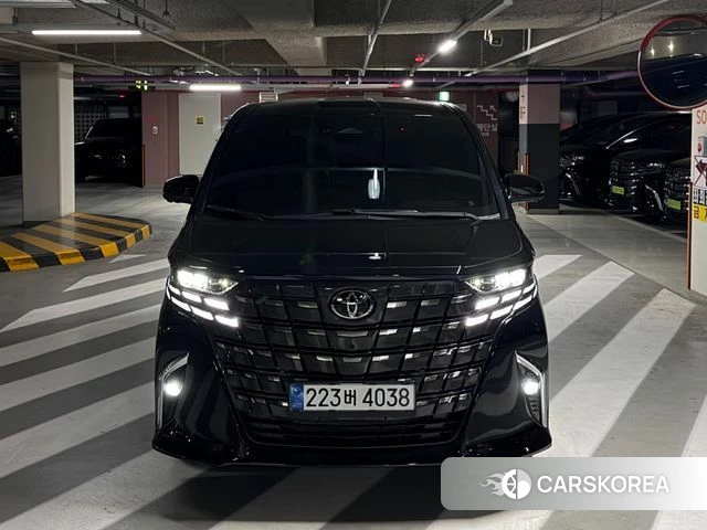 Toyota Alphard 4th Generation 2026 Черный из Кореи