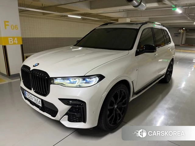 BMW X7 (G07) 2021 Белый из Кореи