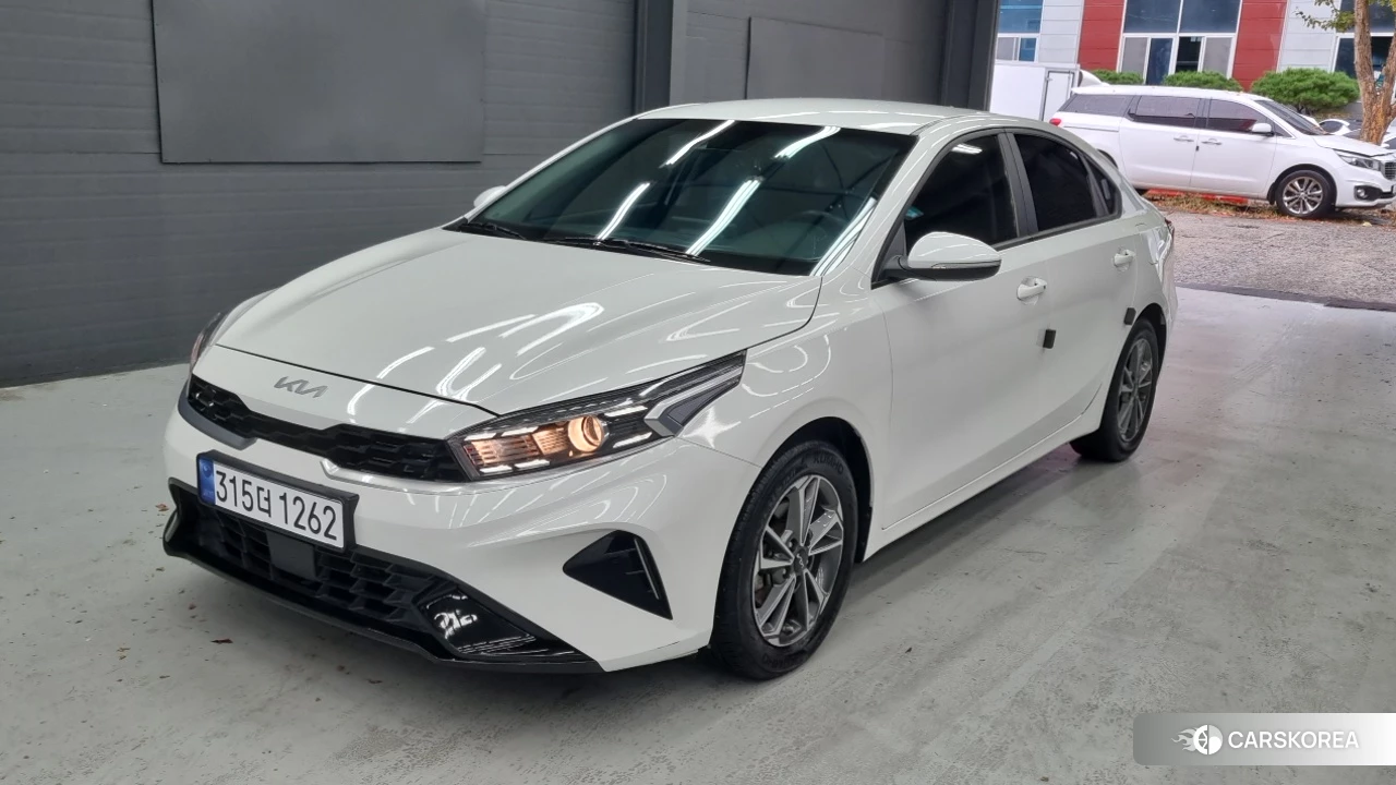 Kia The New K3 2nd generation 2022 Белый из Кореи