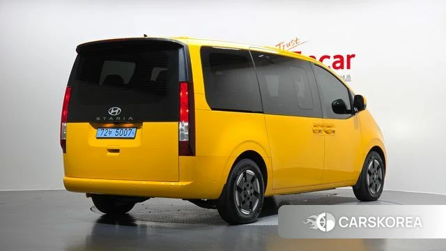 Hyundai The New Staria 2026 Желтый из Кореи