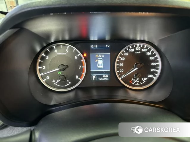 Nissan Sylphy 2022 Белый из Китая