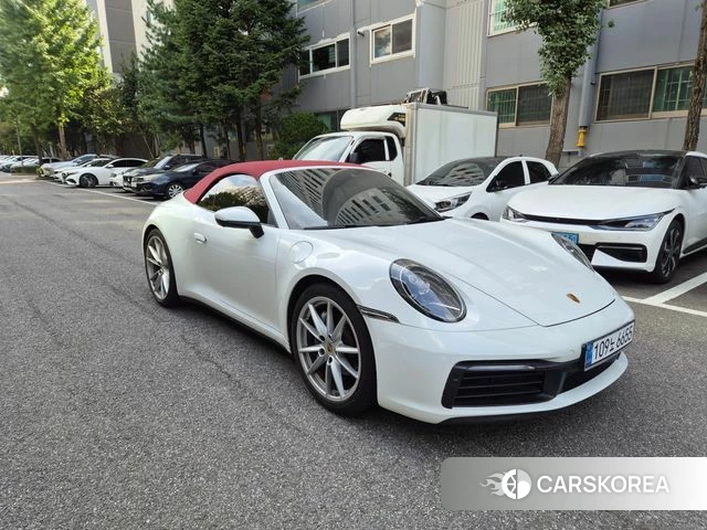 Porsche 911(992) 2020 Белый из Кореи