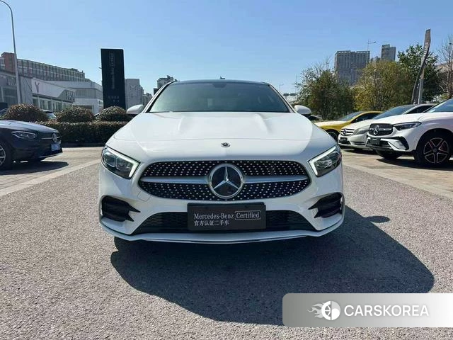 Mercedes-Benz A-Class 2021 Белый из Китая