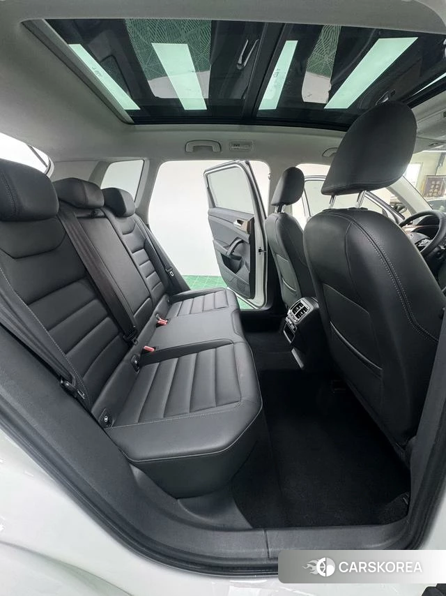 Volkswagen Tharu 2021 Белый из Китая