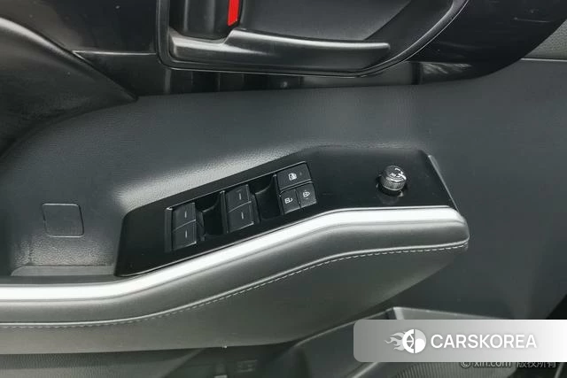 Toyota Crown 2022 Черный из Китая