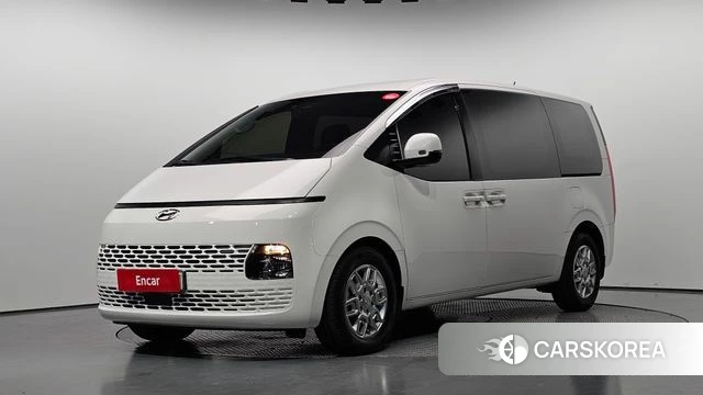 Hyundai Staria 2023 Белый из Кореи
