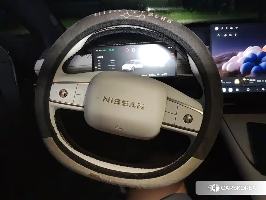 Nissan N6 2025 Silver/gray из Китая